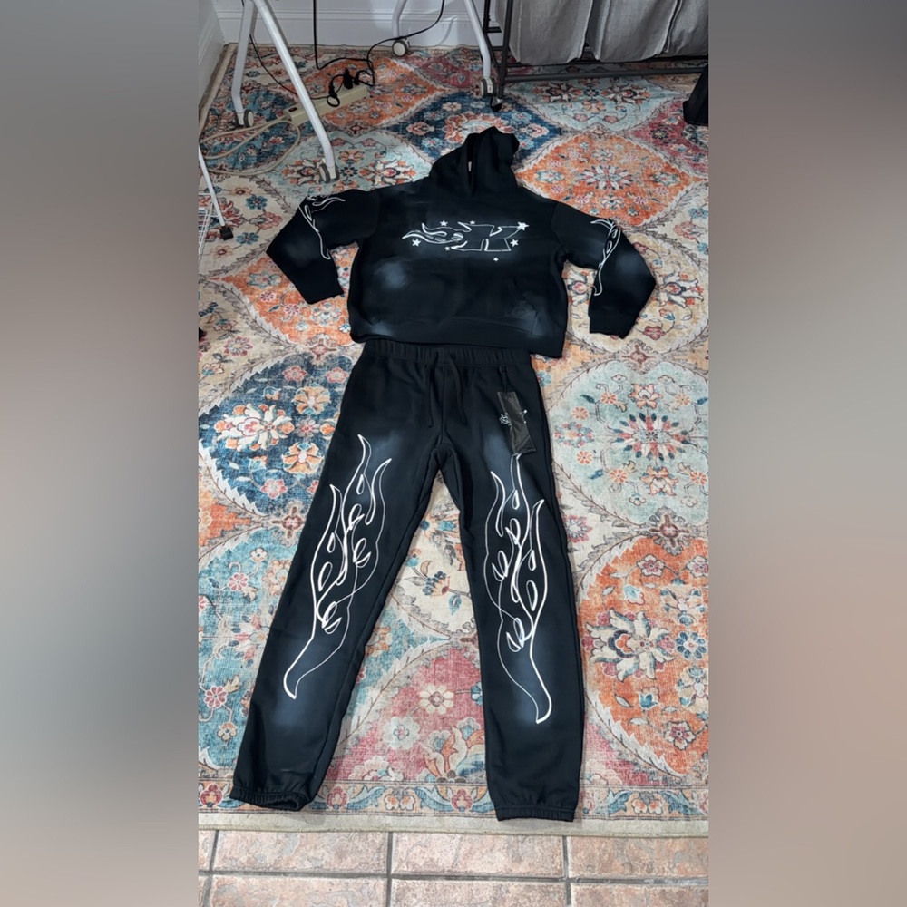 KDNK Sweatsuit Sz XL New with tags $250 retail